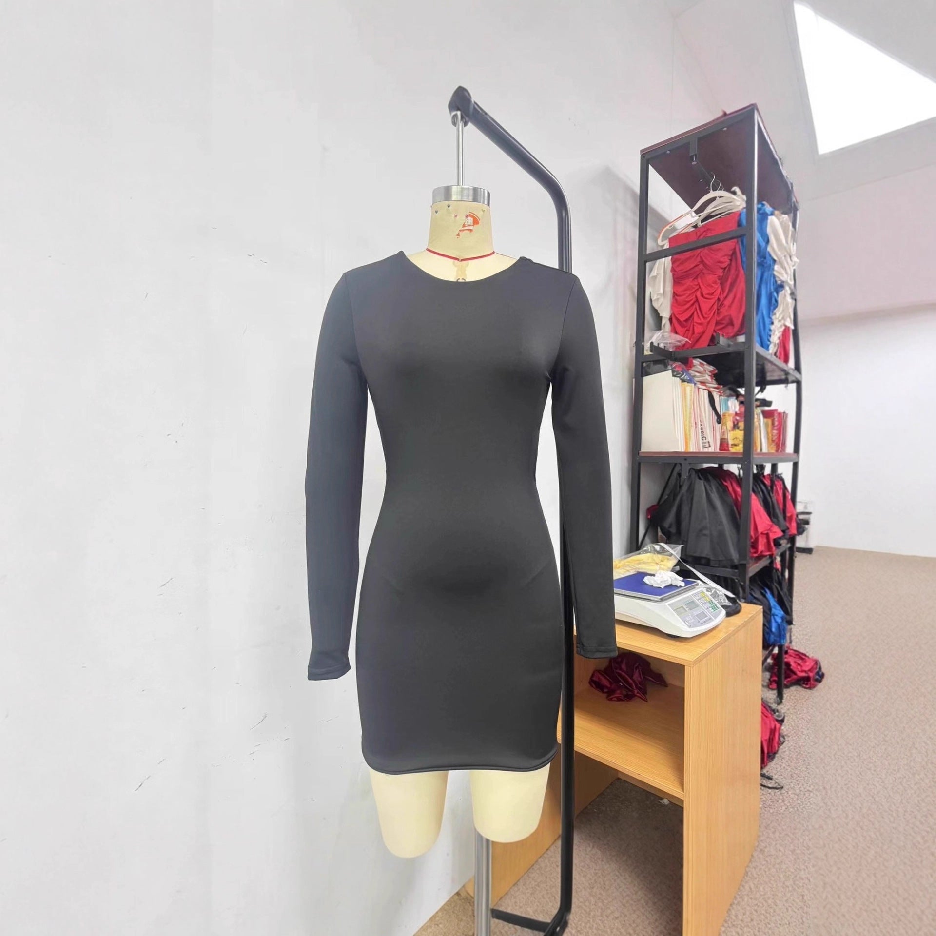 Women’s Bodycon Skirt – European & American Style Slim Fit Midi Skirt